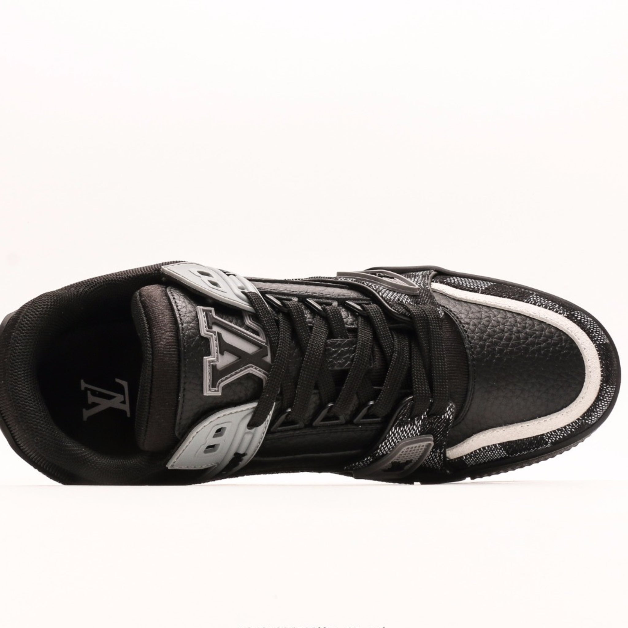 Louis Vuitton Trail Sneaker Low 'Denim Black'