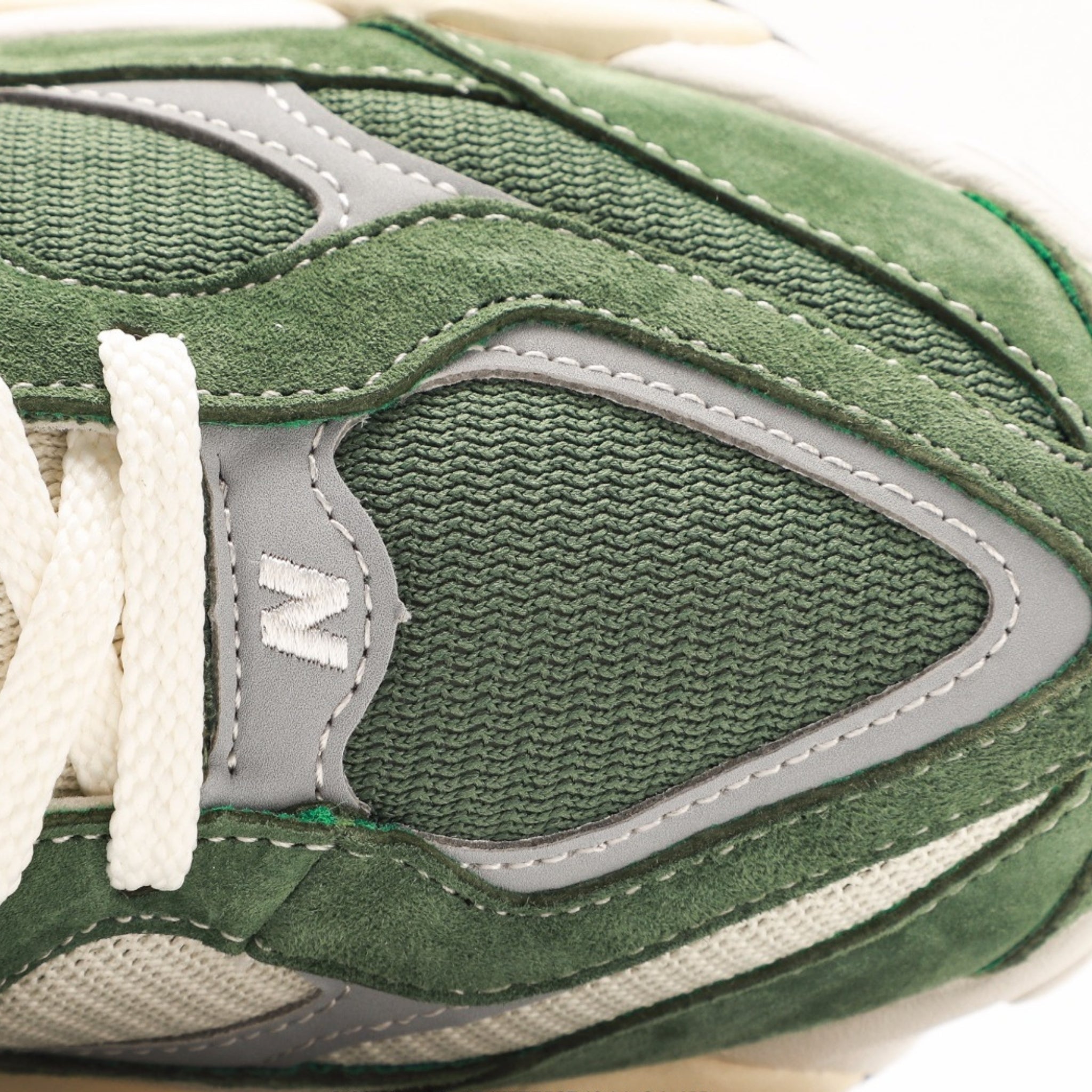 New Balance 9060 Nori