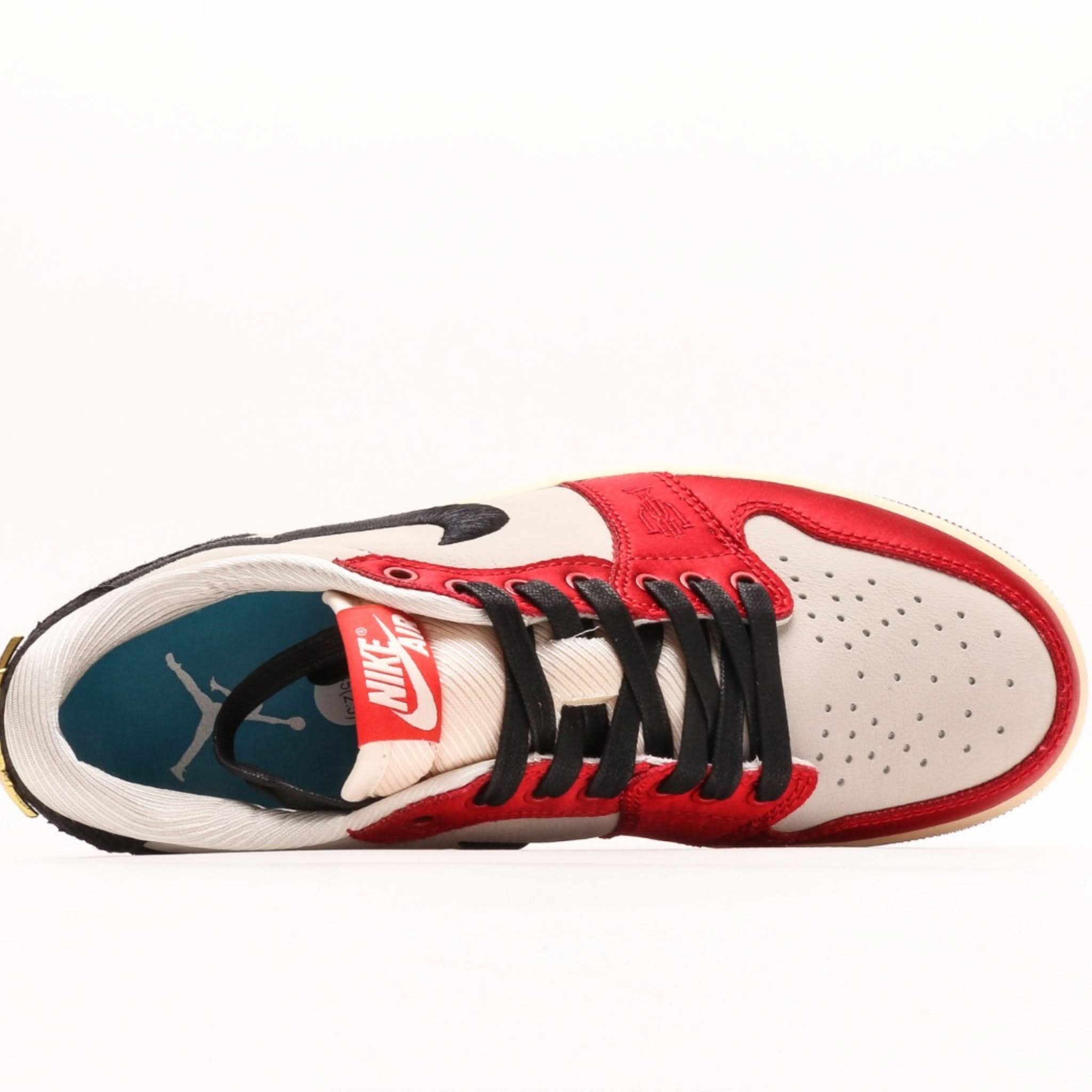 Nike Air Jordan 1 Retro Low OG Trophy Room Away