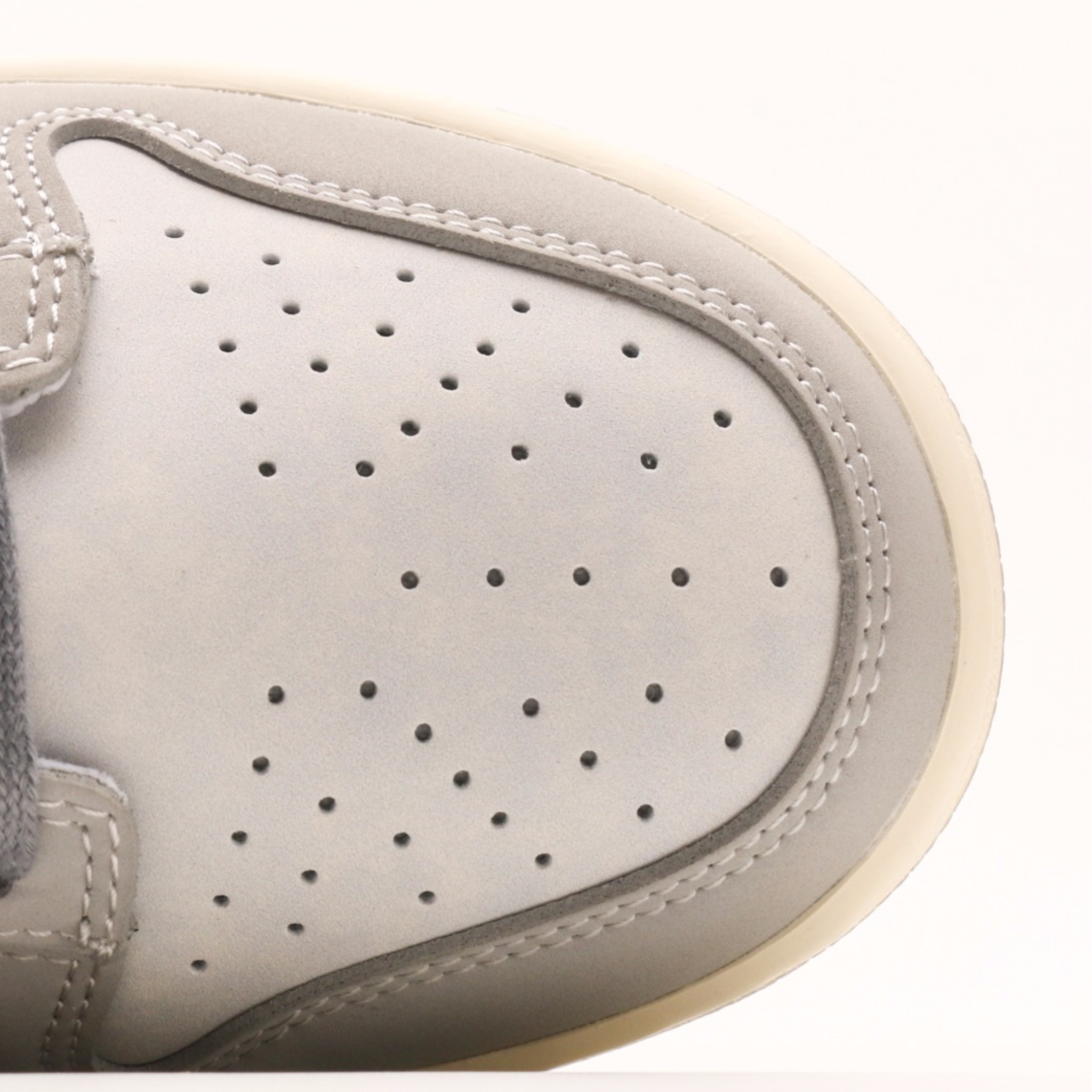 Nike Dunk Low "Cool Grey"