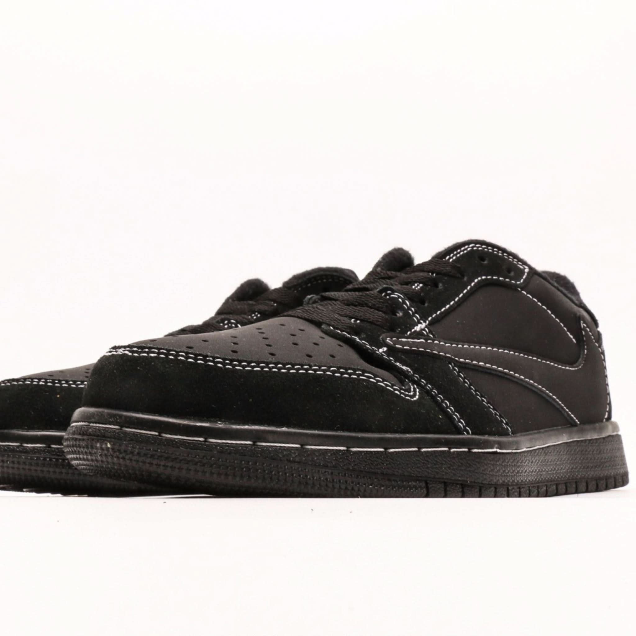 Travis Scott x Air Jordan 1 Black Phantom