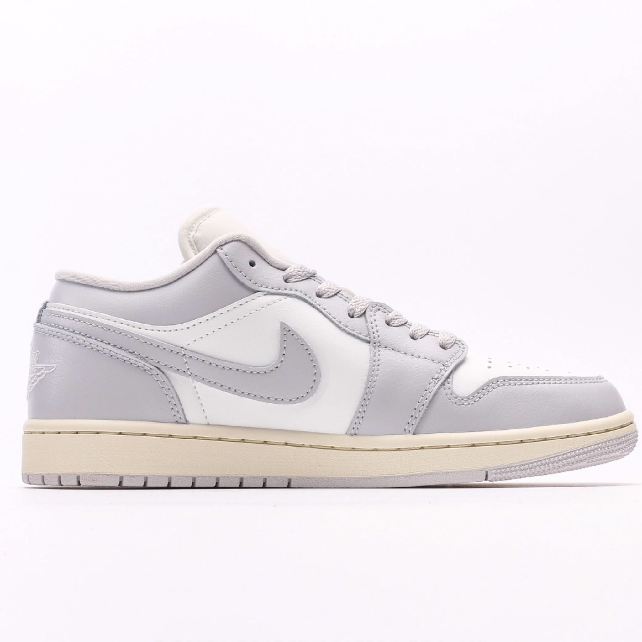 Air Jordan 1 Low Aluminum
