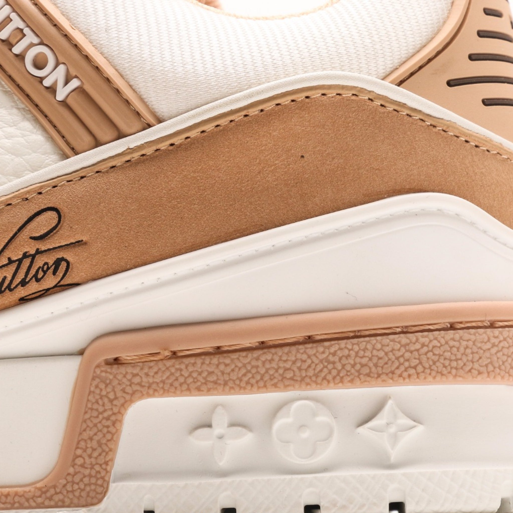 Louis Vuitton Trainer 'Beige'