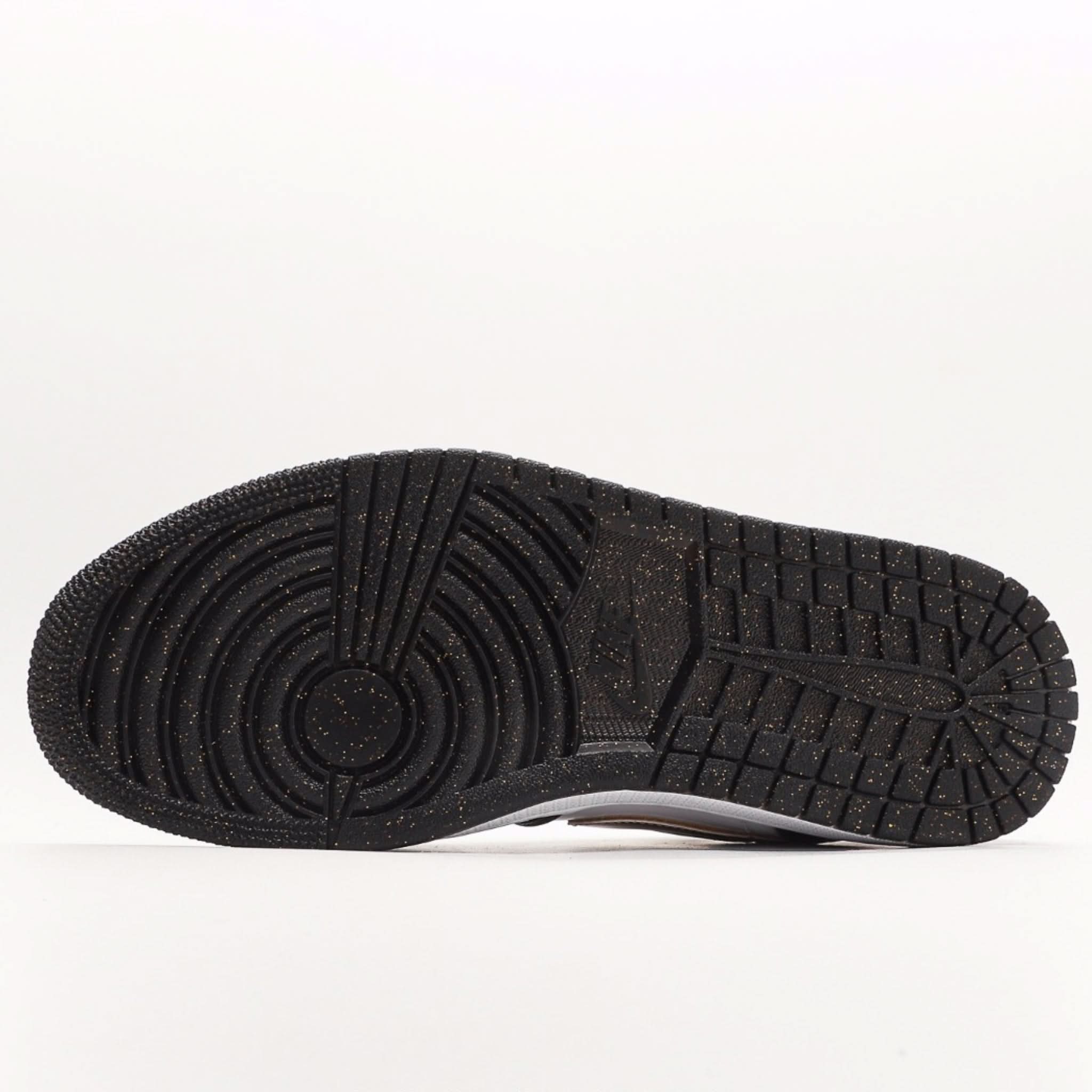 Air Jordan 1 Low Light Smoke Grey