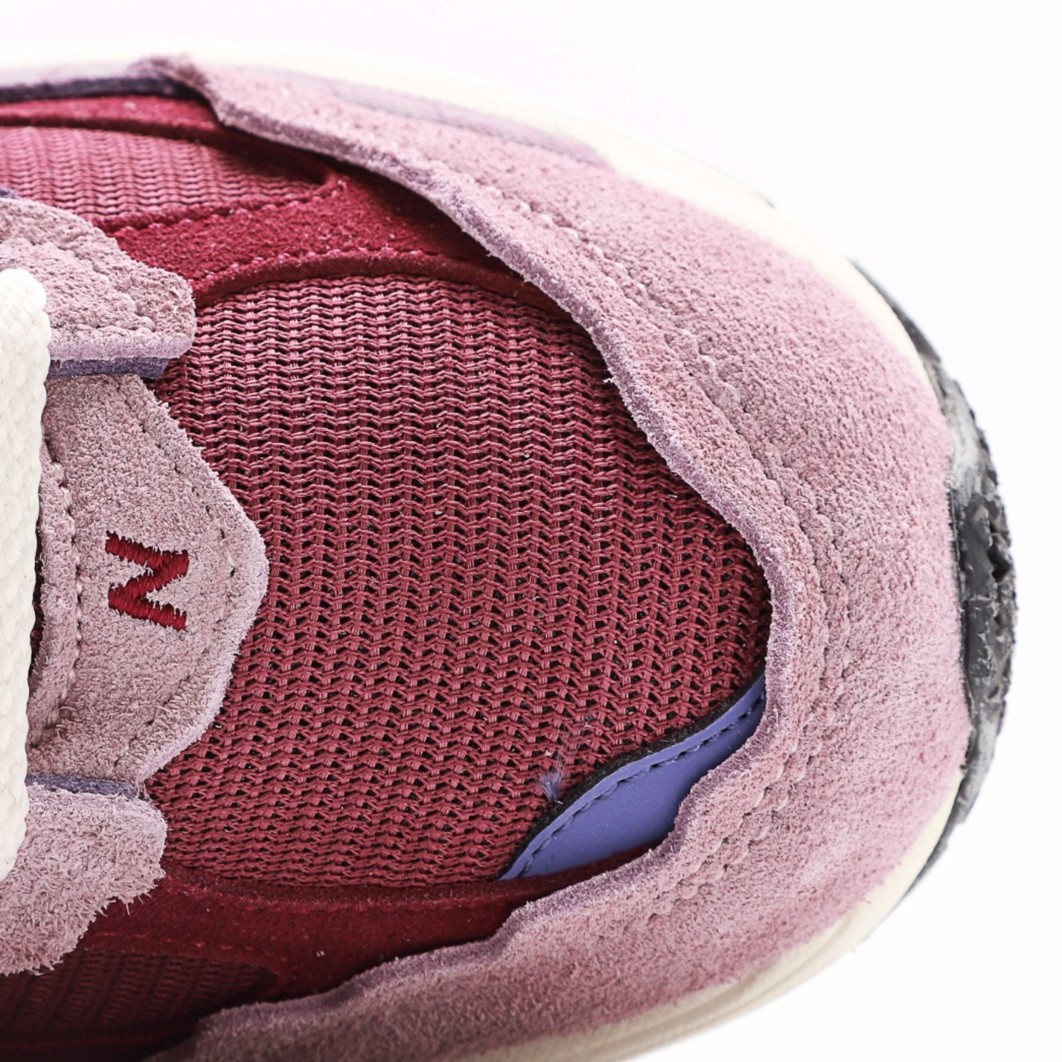 New Balance 2002R "Protection Pack - Violet"