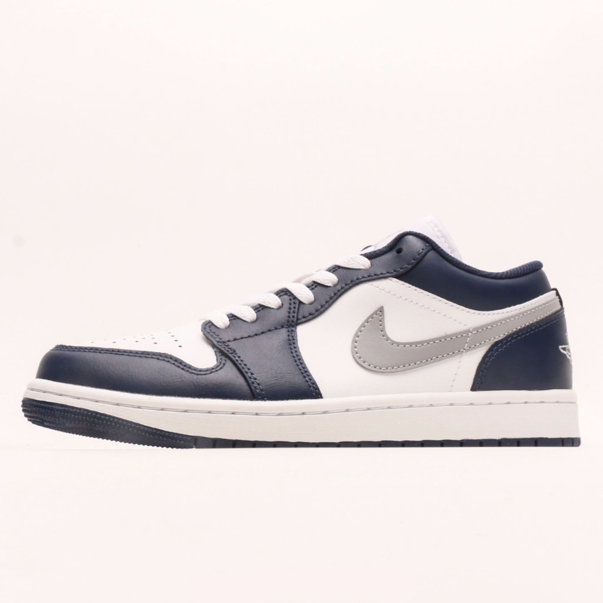 Air Jordan 1 Low SE Midnight Navy