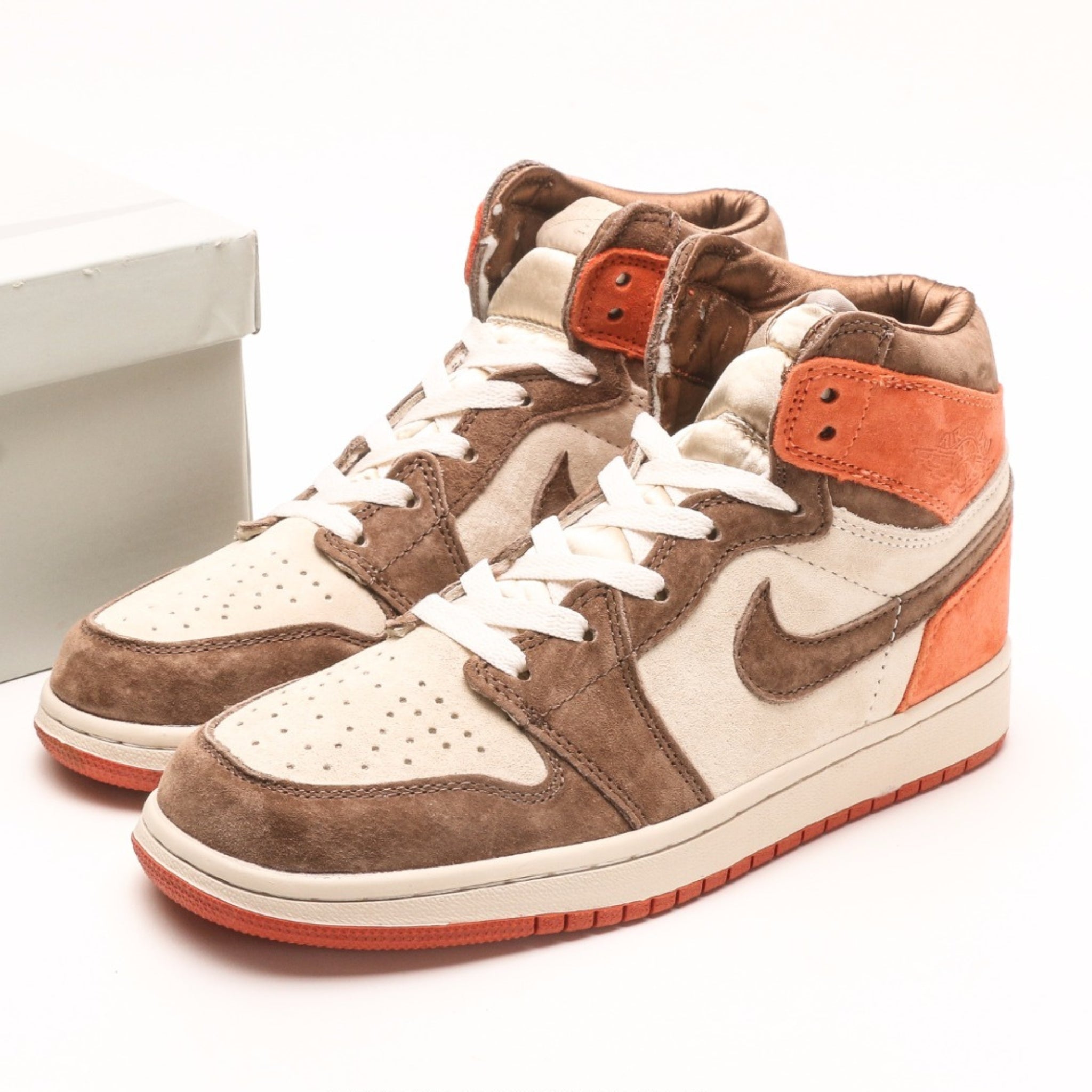 Air Jordan 1 Retro High OG Cacao Wow