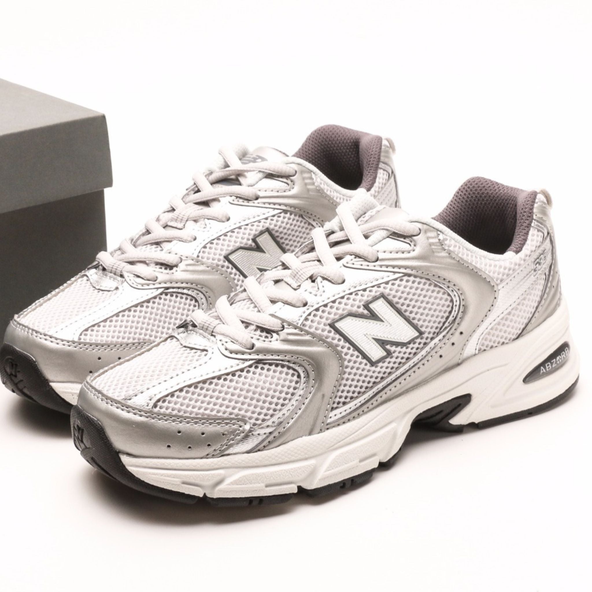 New Balance 530 "Metallic Gray"