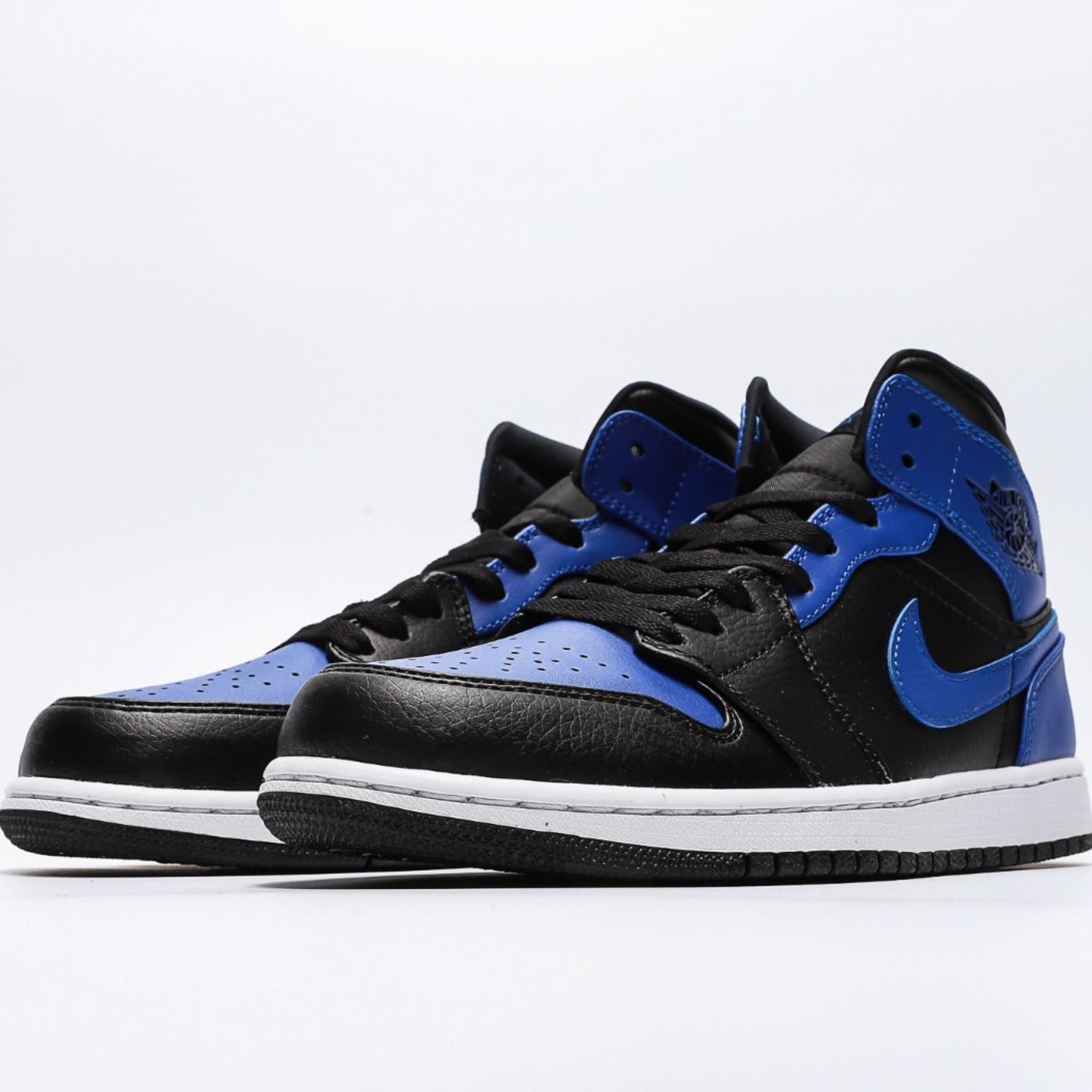 Nike Air Jordan 1 Mid Hyper Royal Tumbled Leather