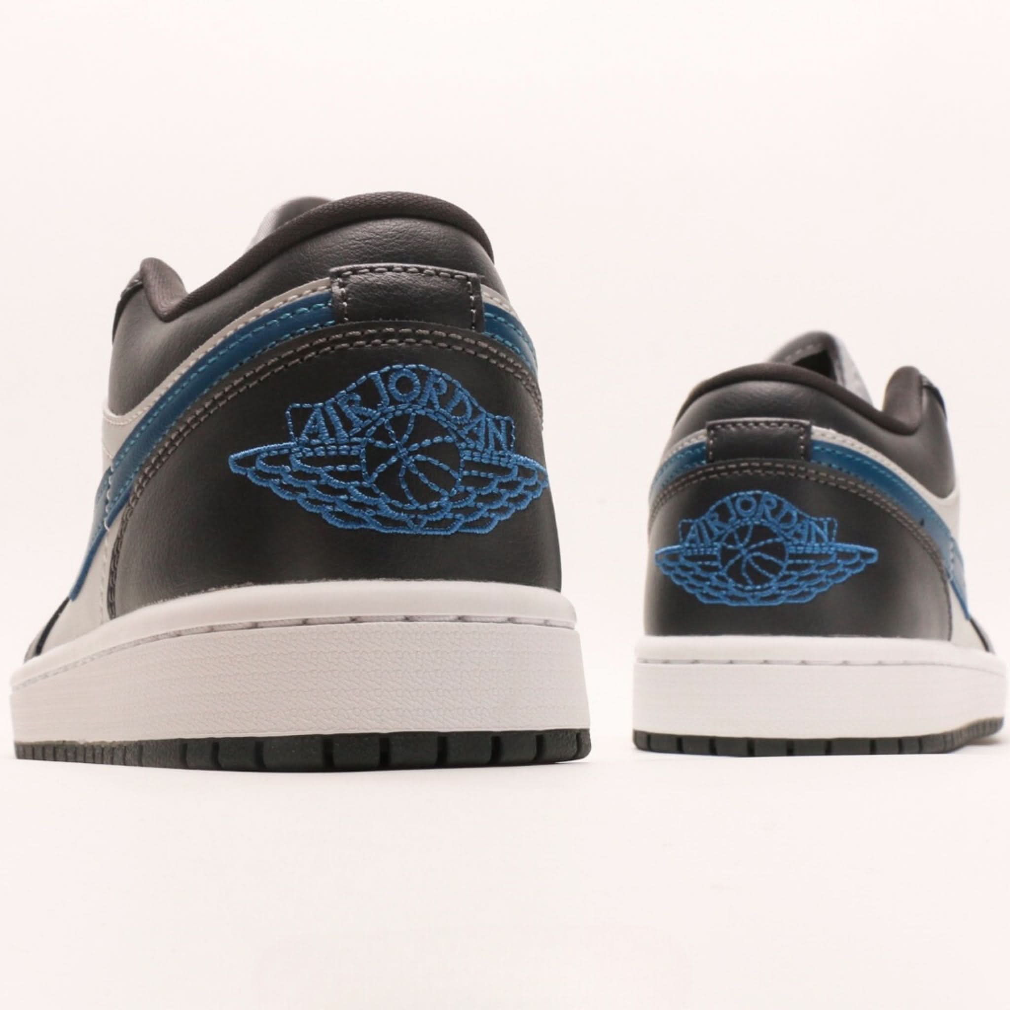 Air Jordan 1 Low SE Anthracite Industrial Blue