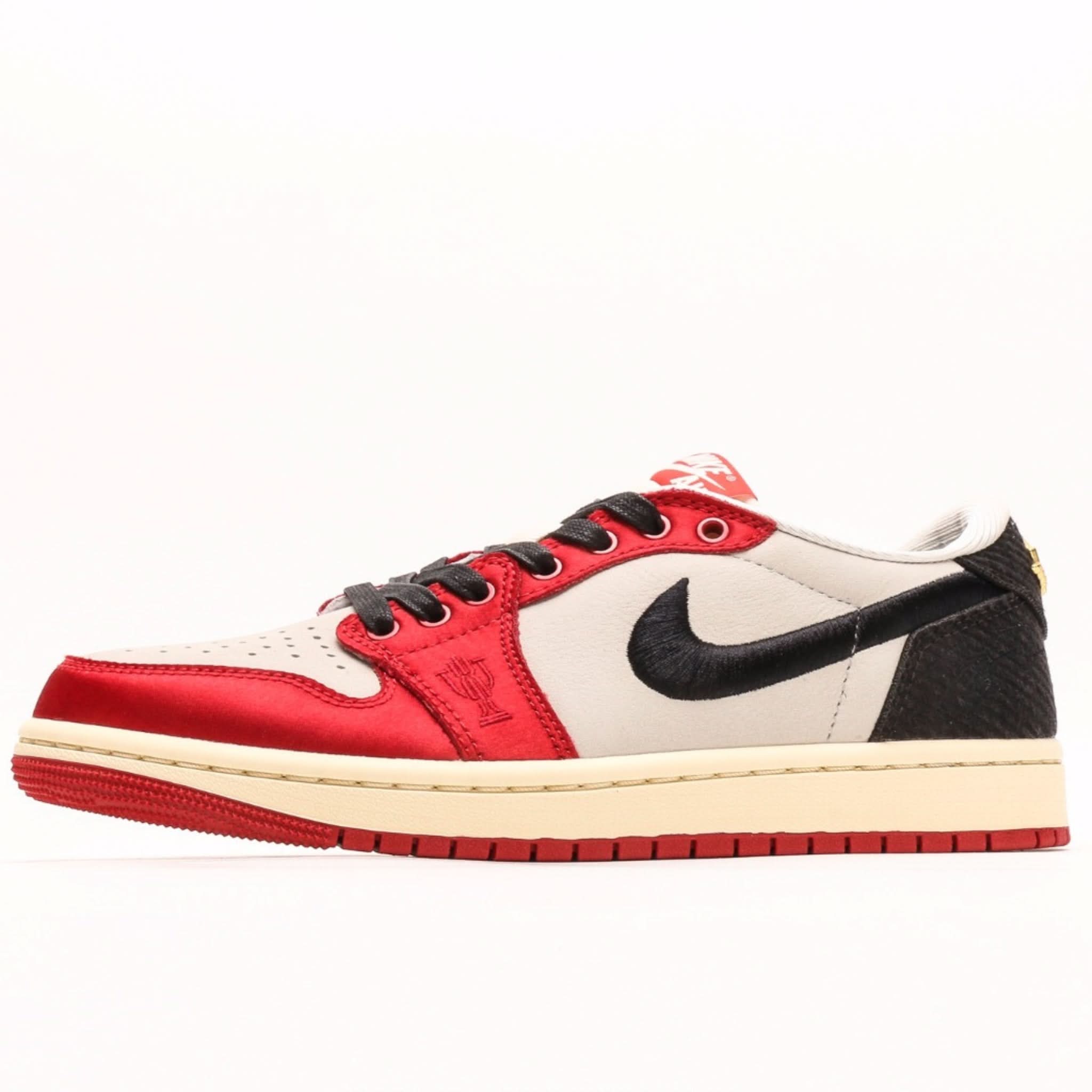 Nike Air Jordan 1 Retro Low OG Trophy Room Away