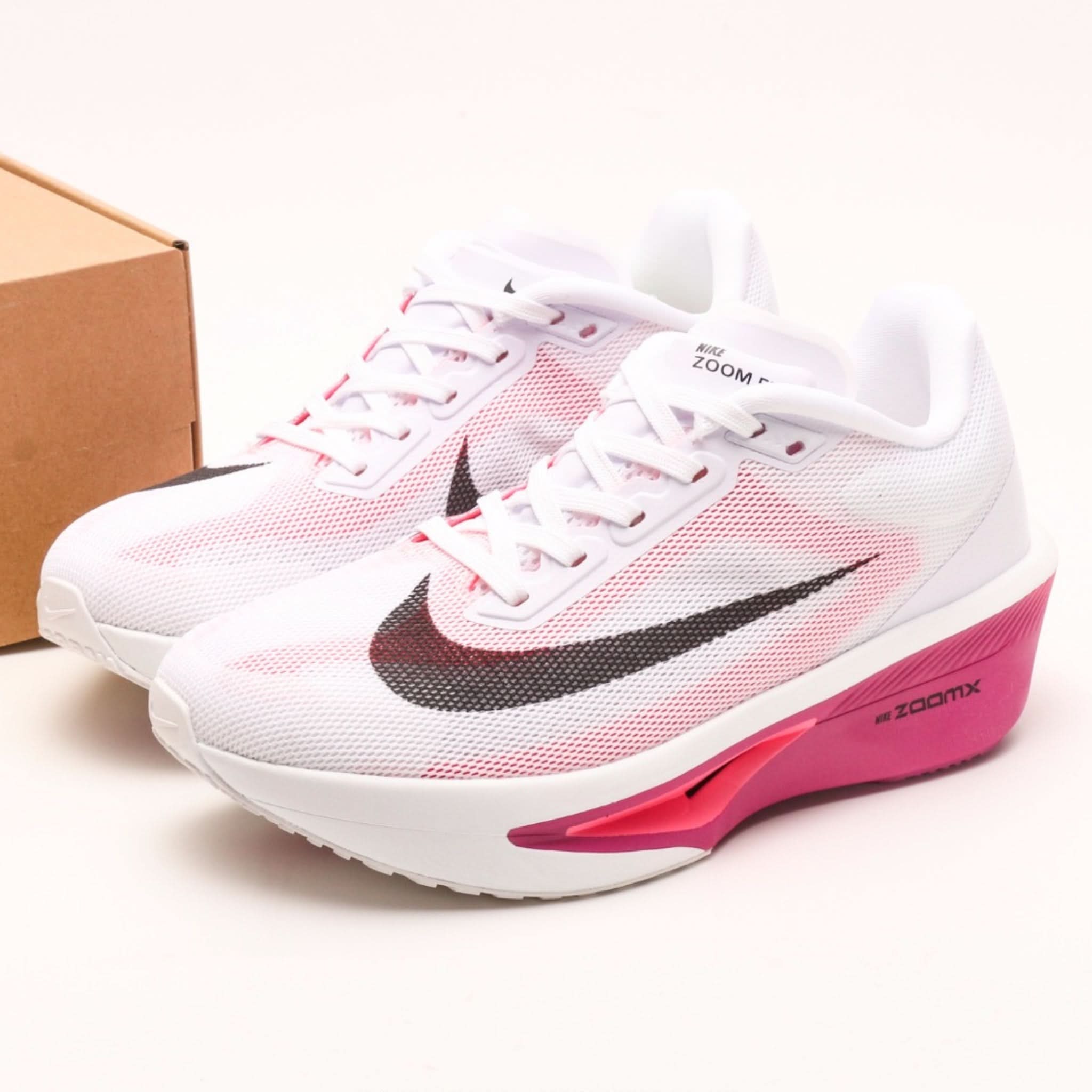 Nike Air Zoom RIVAL Fly 6