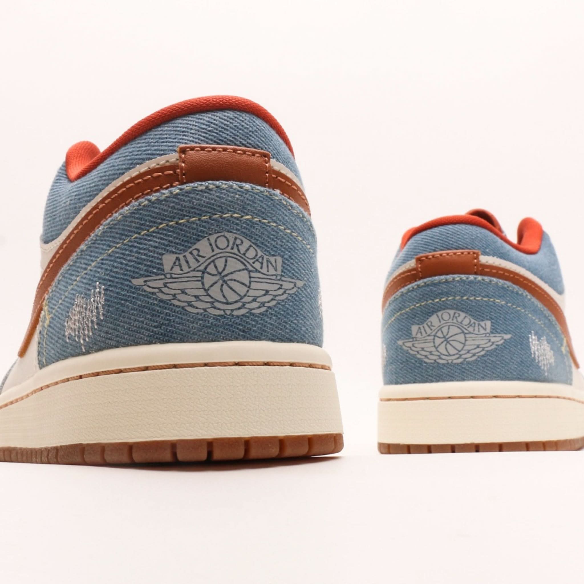 Air Jordan 1 Low SE "Phantom/Denim"