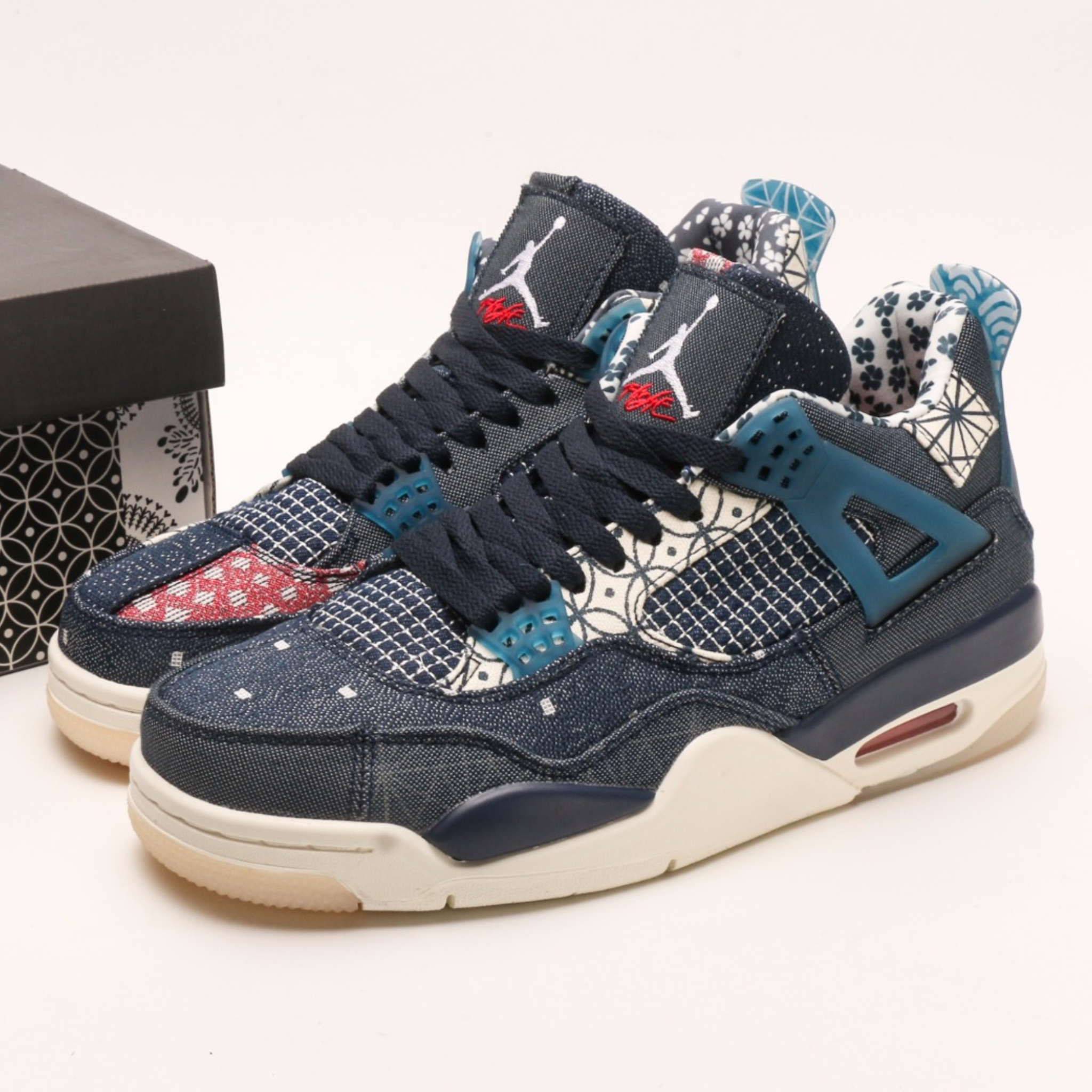 Air Jordan 4 Deep Ocean