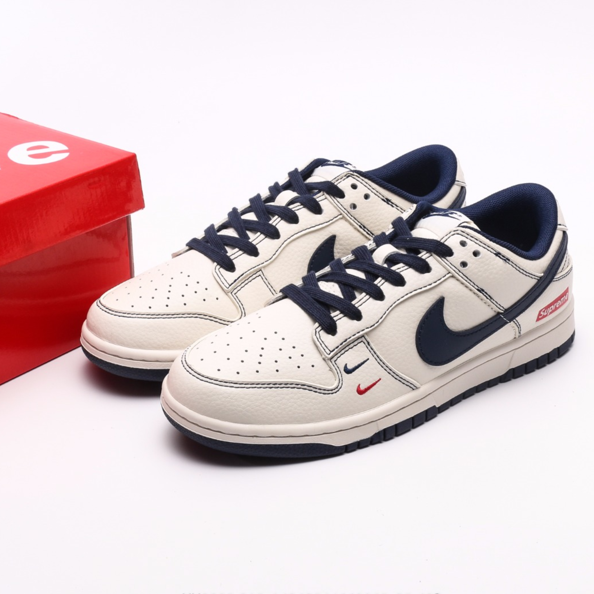 Nike Dunk Low "Dark Blue"