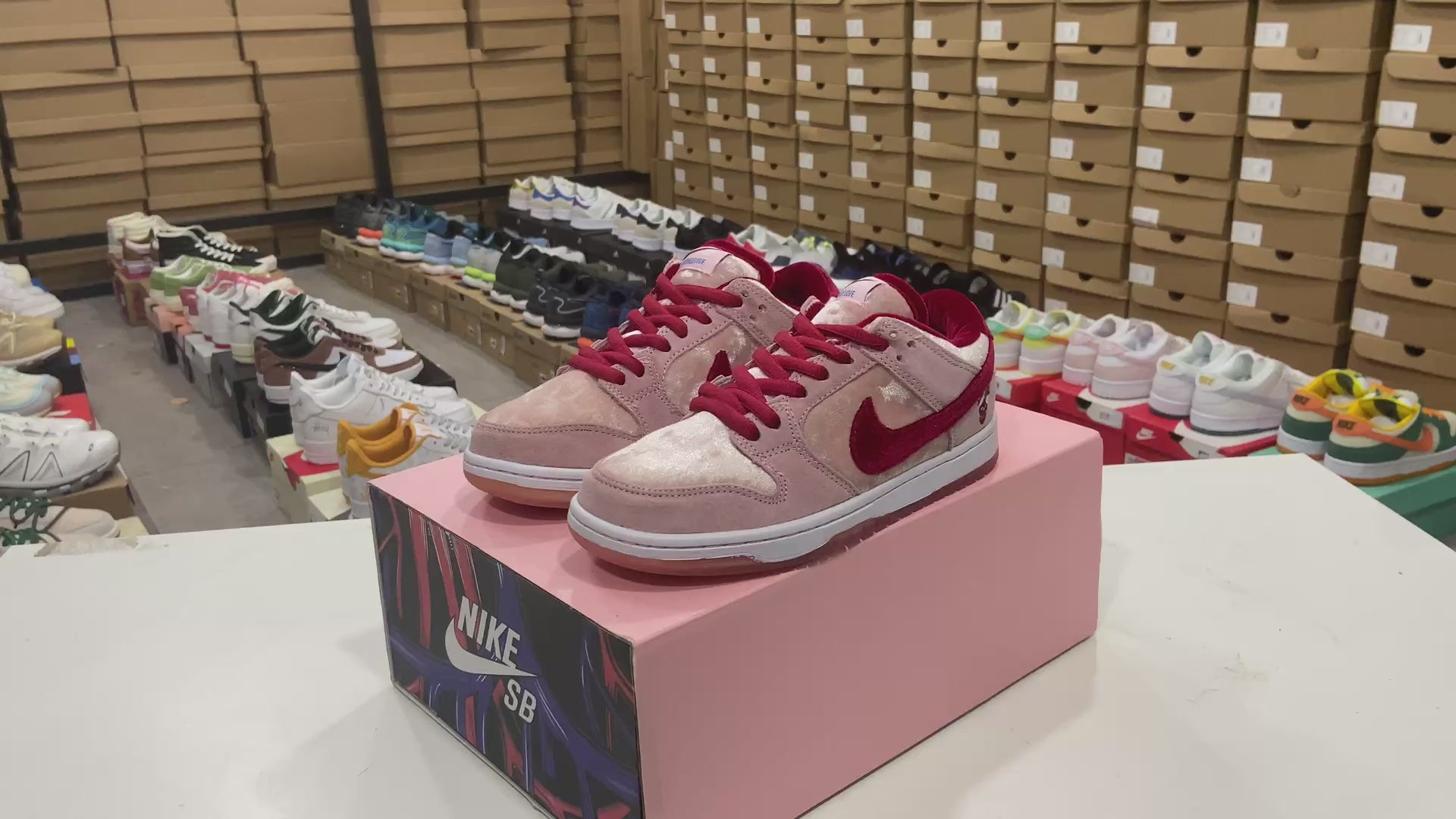 Nike SB Dunk Low StrangeLove Skateboards