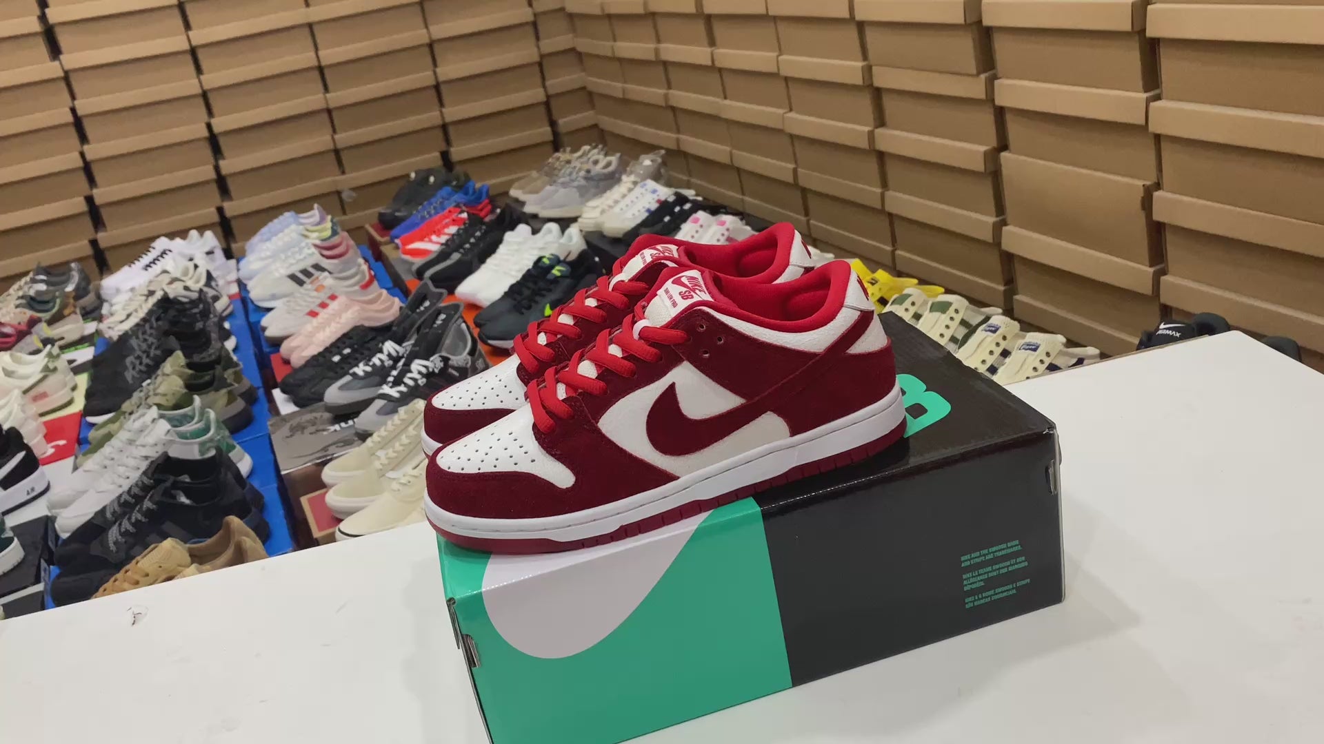Nike Dunk SB Low Medusa Premium sneakers