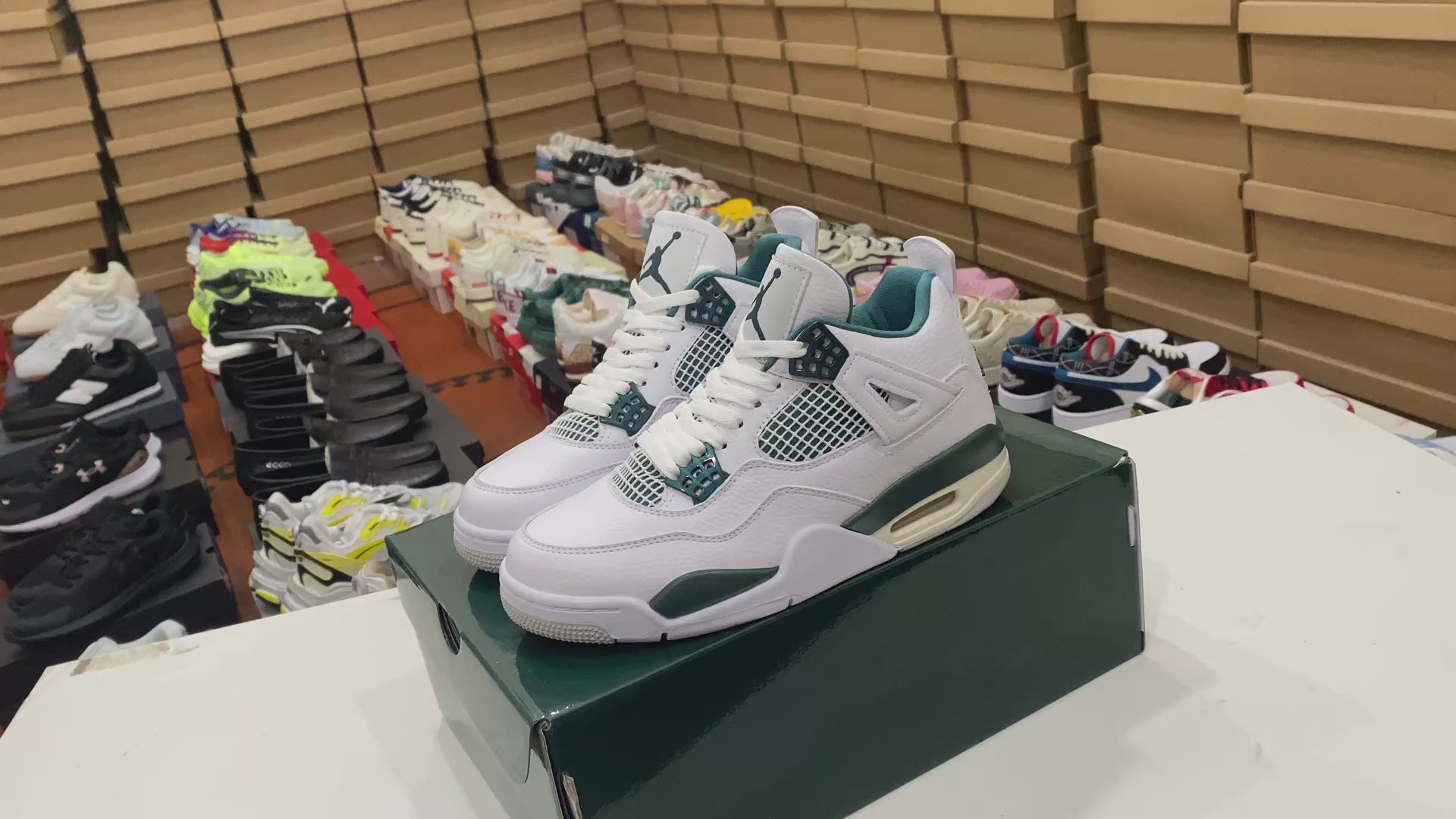 Air Jordan 4 Retro OG 'Oxidized Green'