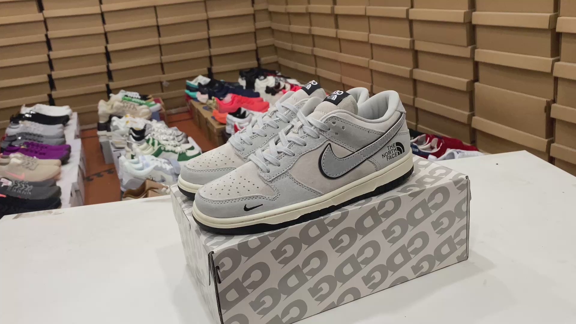 Nike Dunk Low X The North Face "Gray White"
