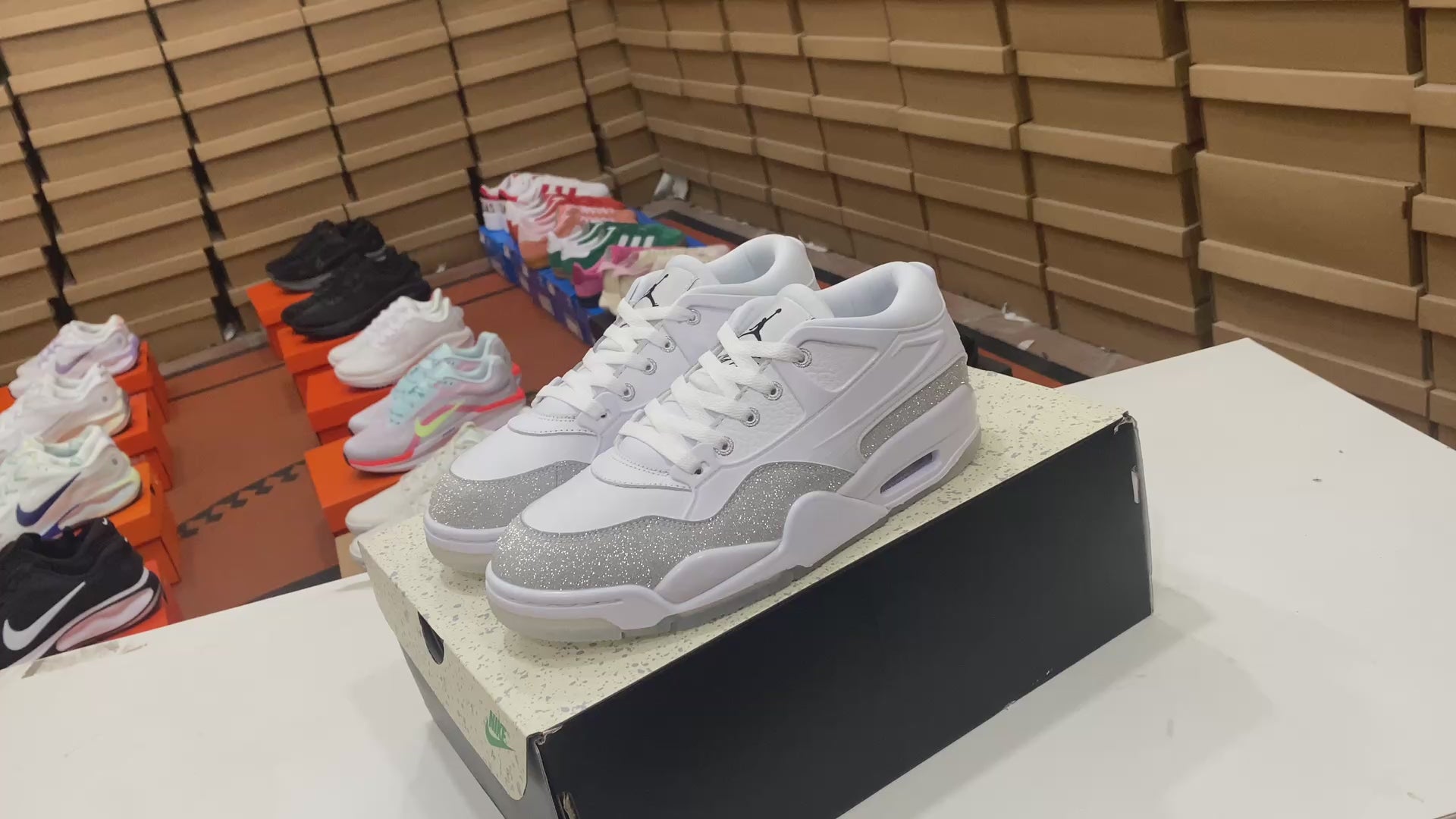 Air Jordan 4 Remastered White