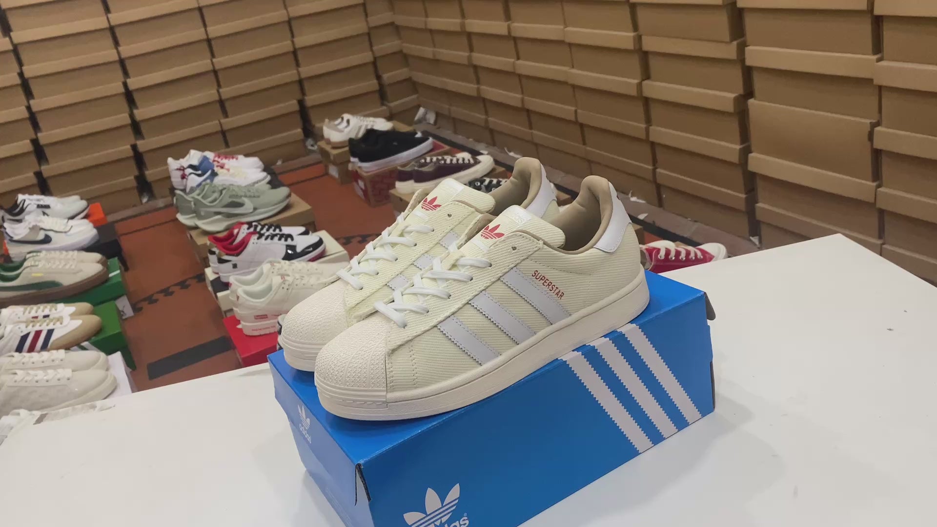 Adidas Originals Superstar Cloud White