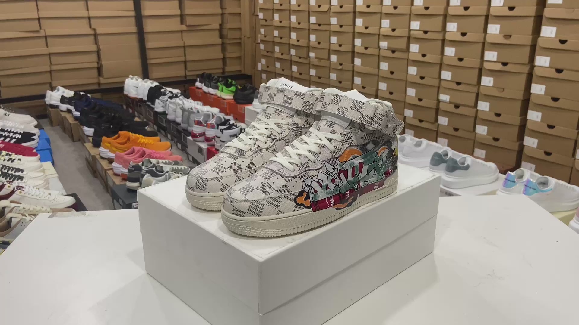 Nike x Louis Vuitton Air Force 1 Mid "Virgil Abloh - Graffiti"