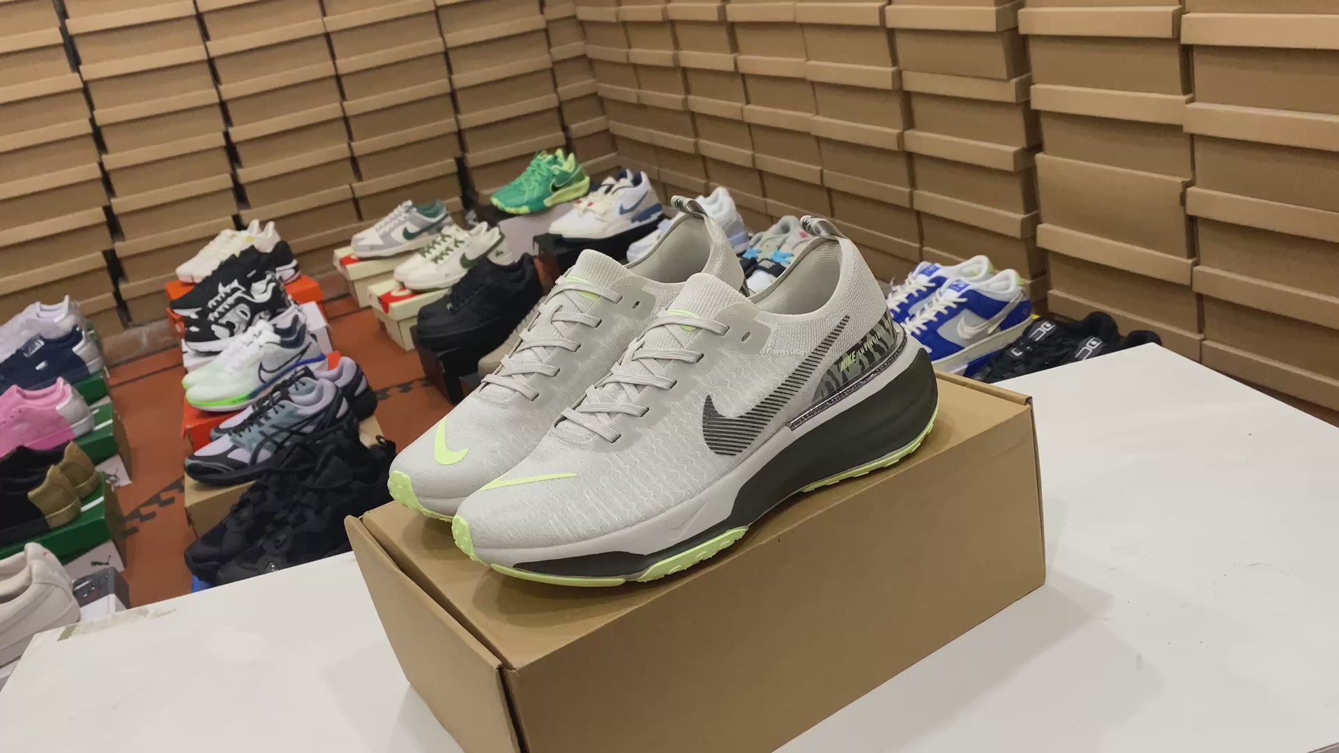 Nike Zoom X Invincible Run FK 3 Cargo Khaki