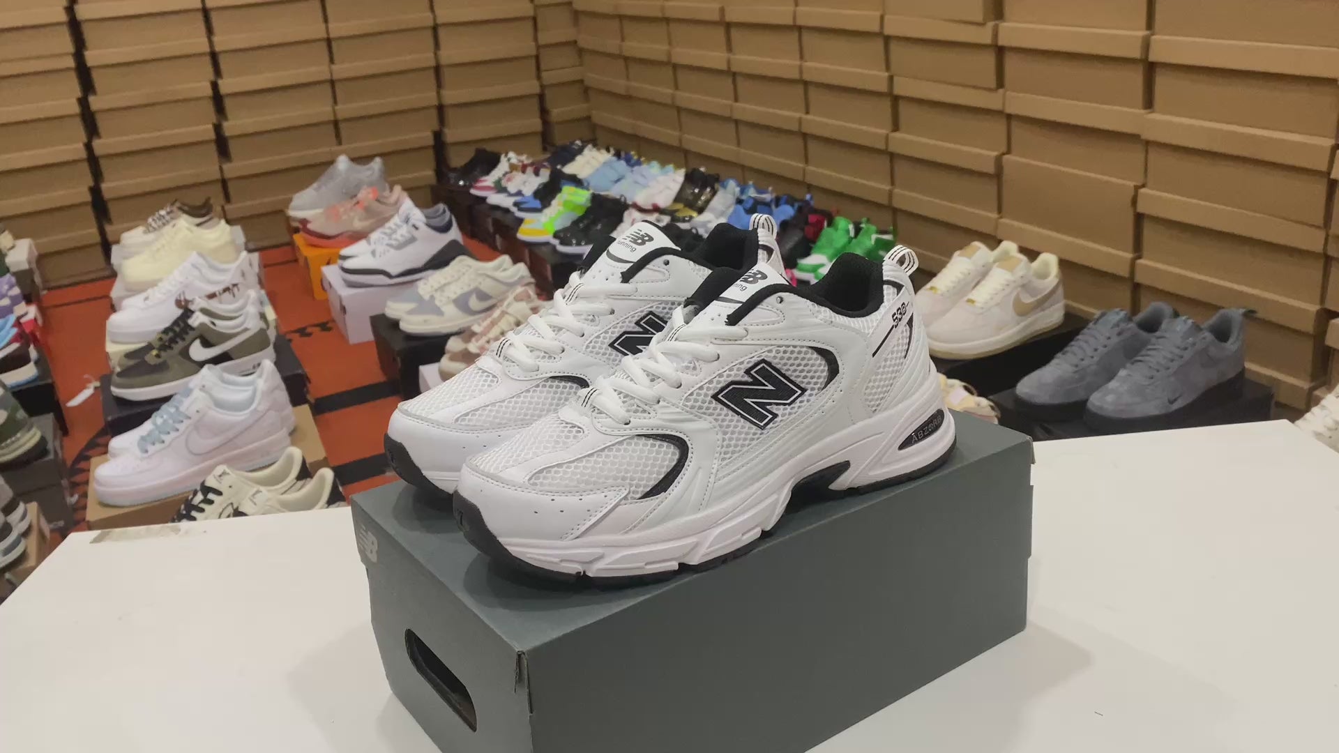 New Balance MR530 4