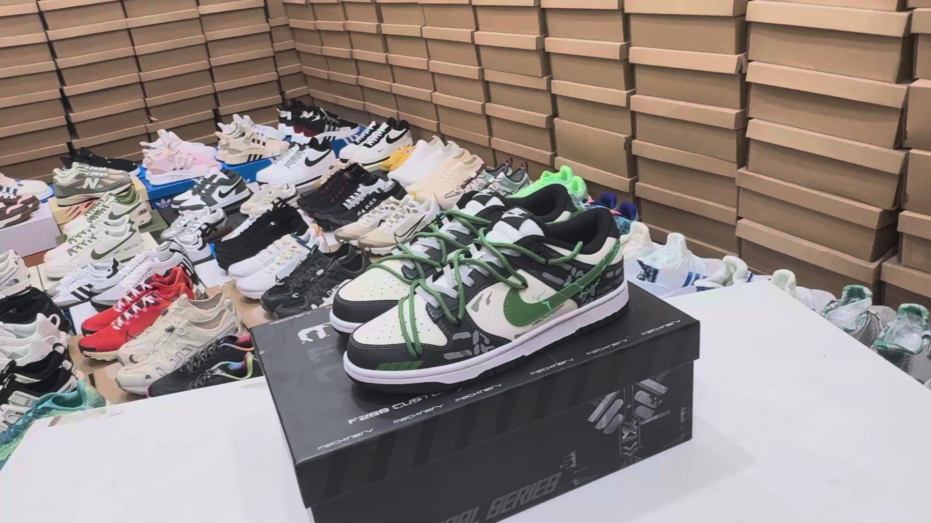 Nike Dunk Low SE "Green"