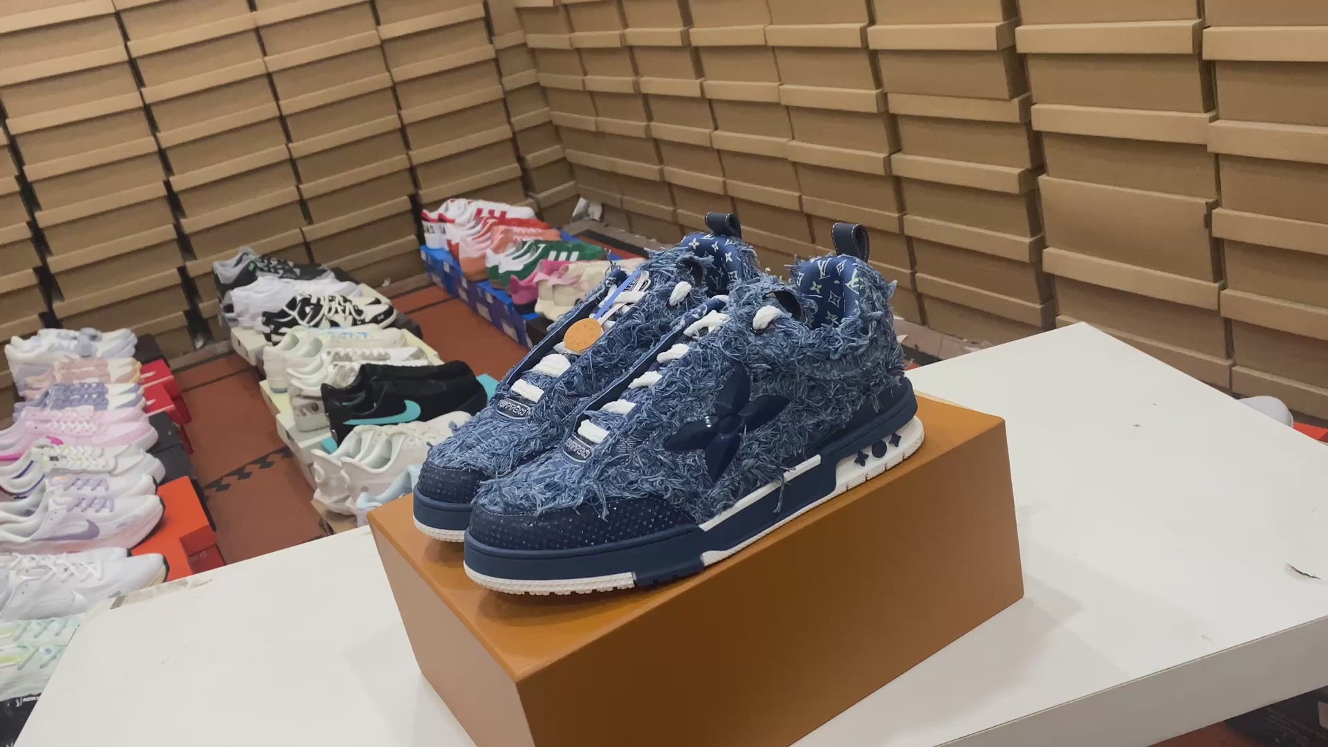 Louis Vuitton 'Jeans Skate'
