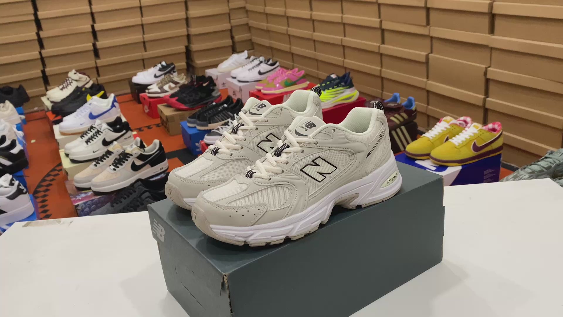 New Balance MR530 2