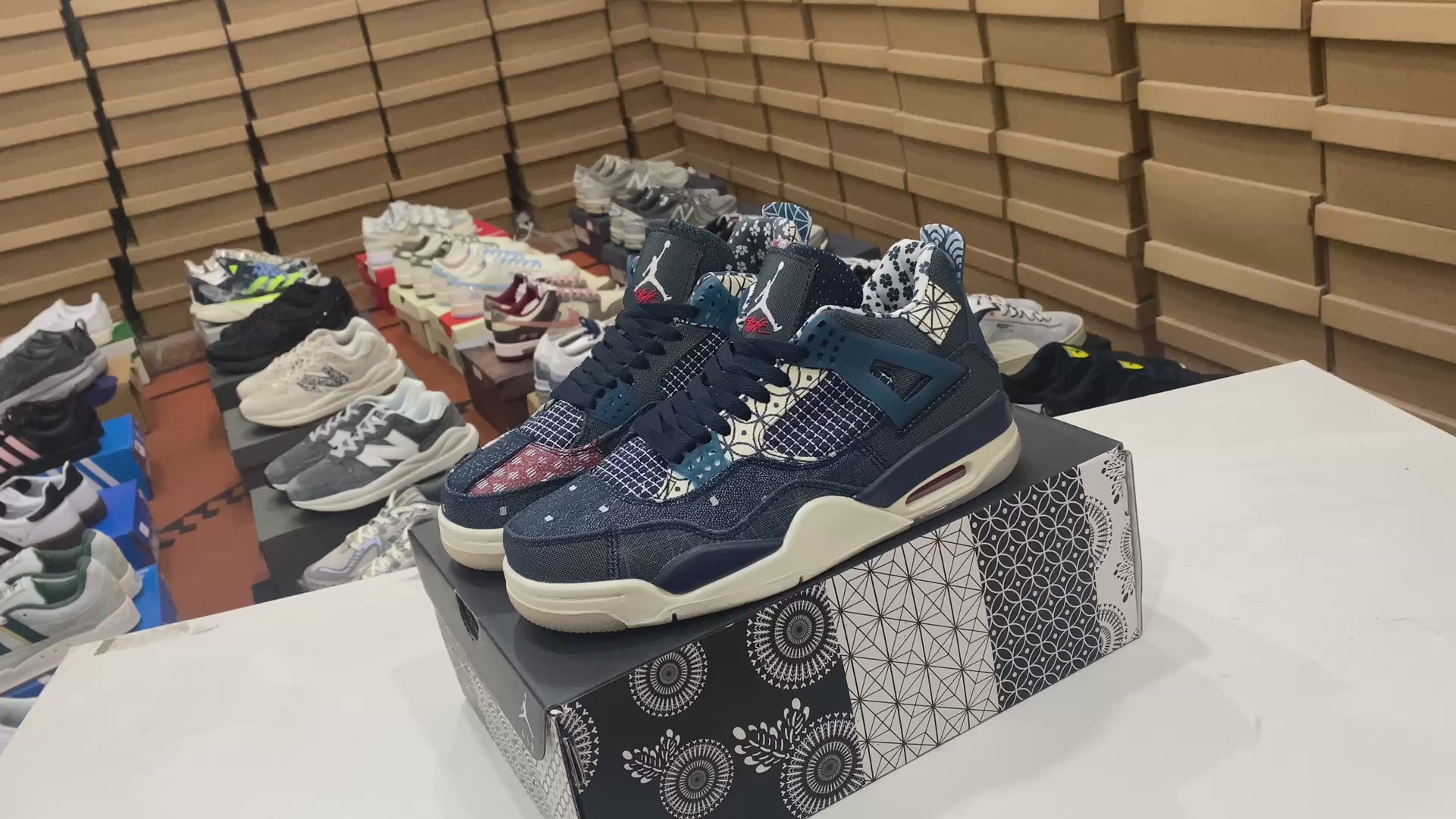 Air Jordan 4 Deep Ocean
